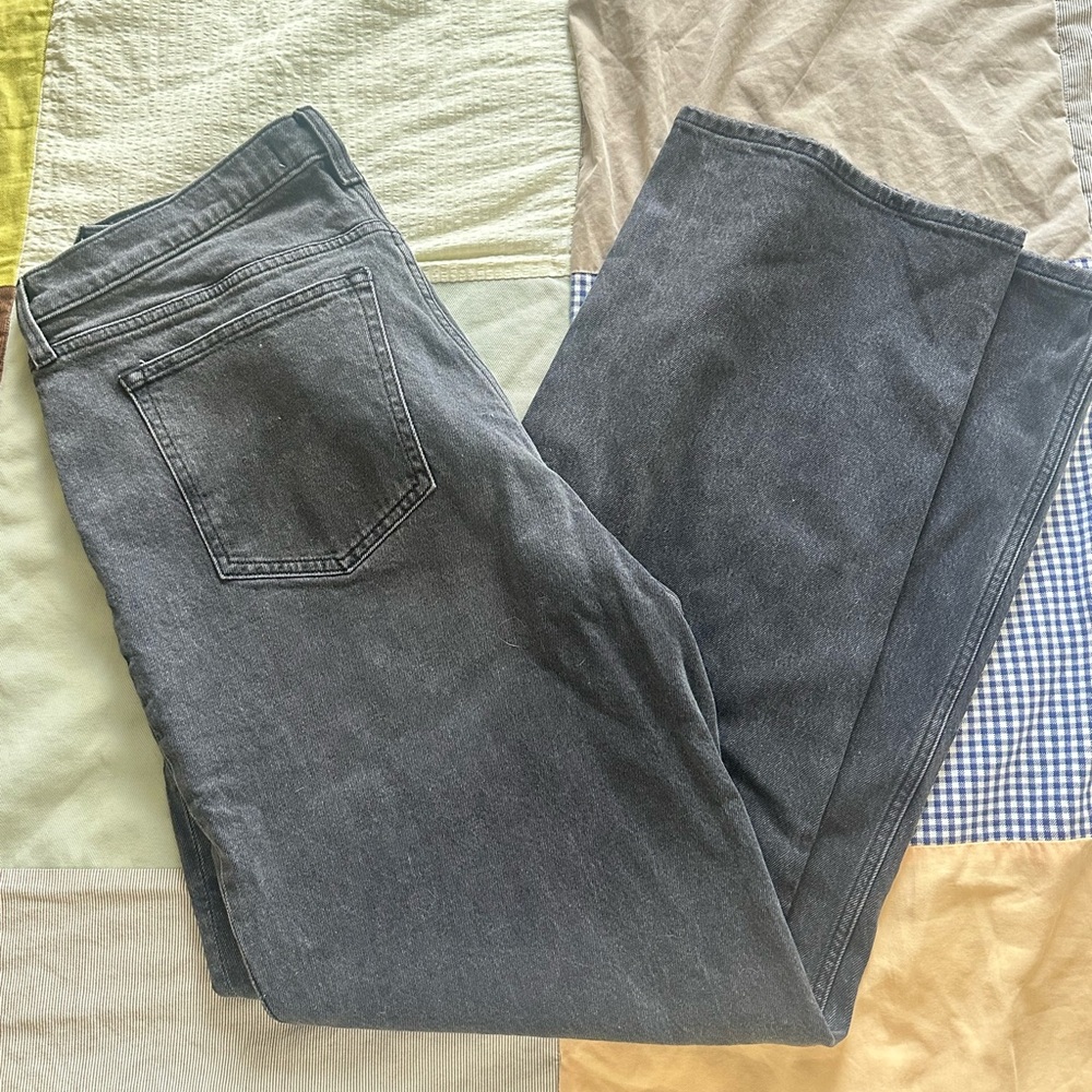 Abercrombie & Fitch Tall 90s Relaxed Jeans Black NWT Size 33 - Picture 2 of 6